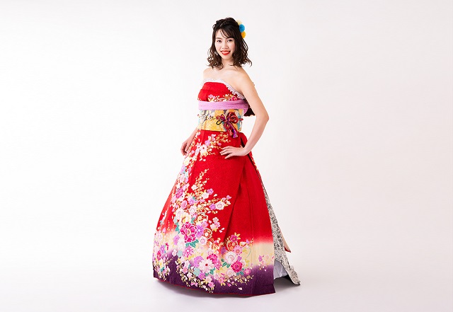華やかな着物ドレス - オリエンタル和装プリンセス